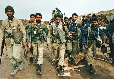 دانلود مقاله بررسی وقوع انقلاب اسلامی ایران و تأثیر آن در بروز جنگ ایران و عراق